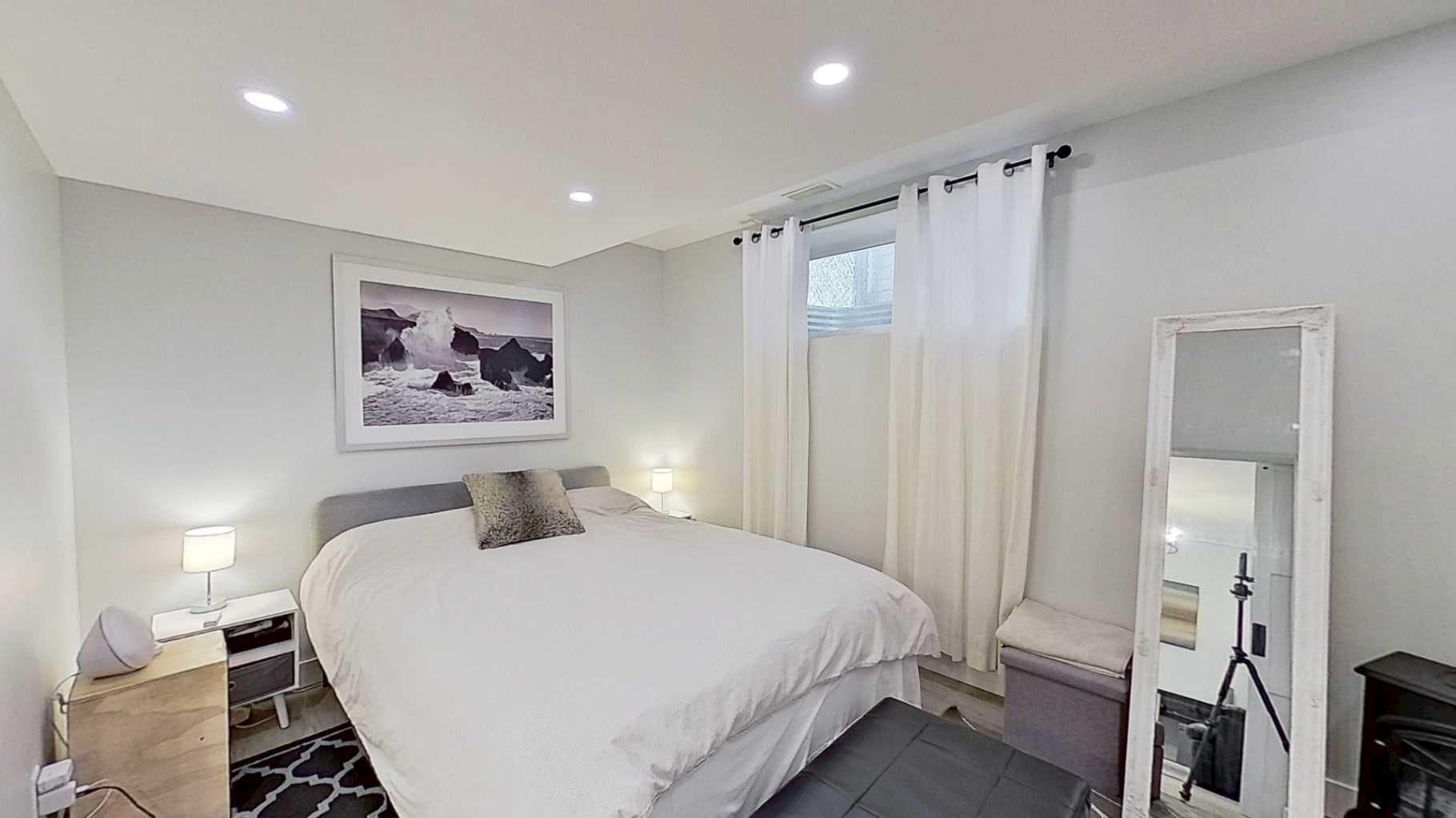 17 Sunset Heights 