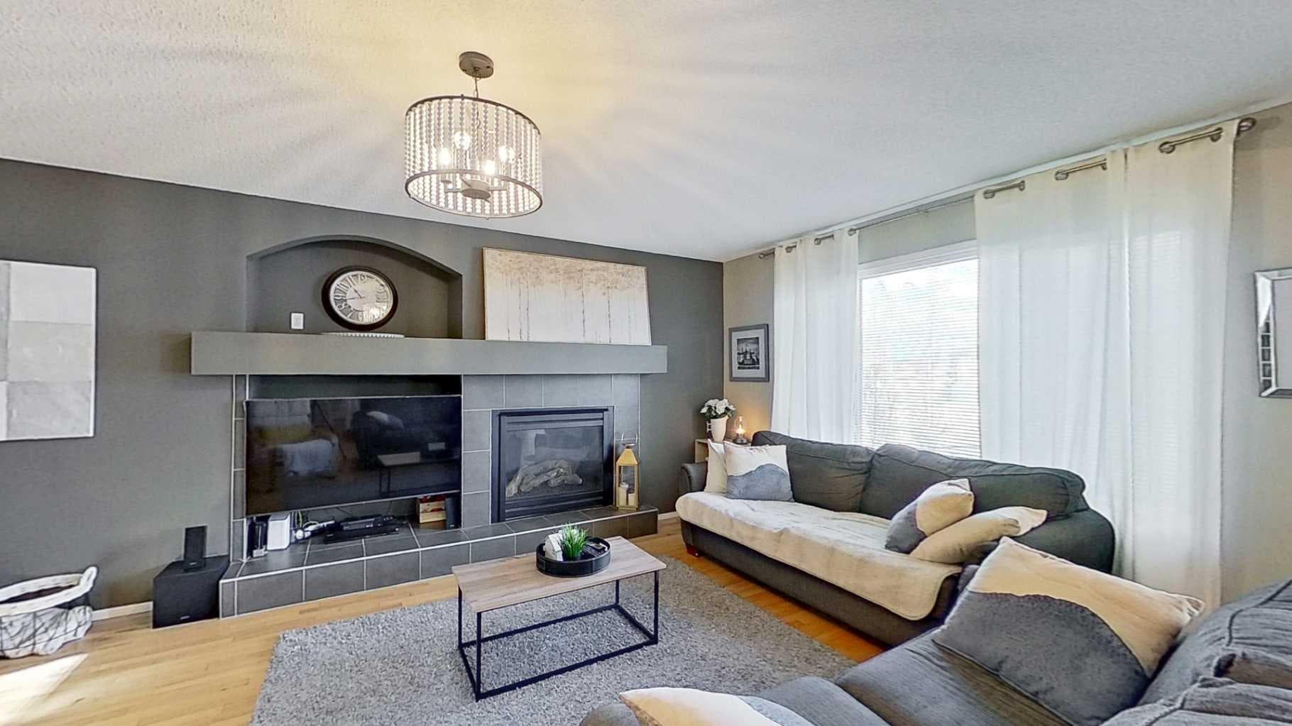 17 Sunset Heights 