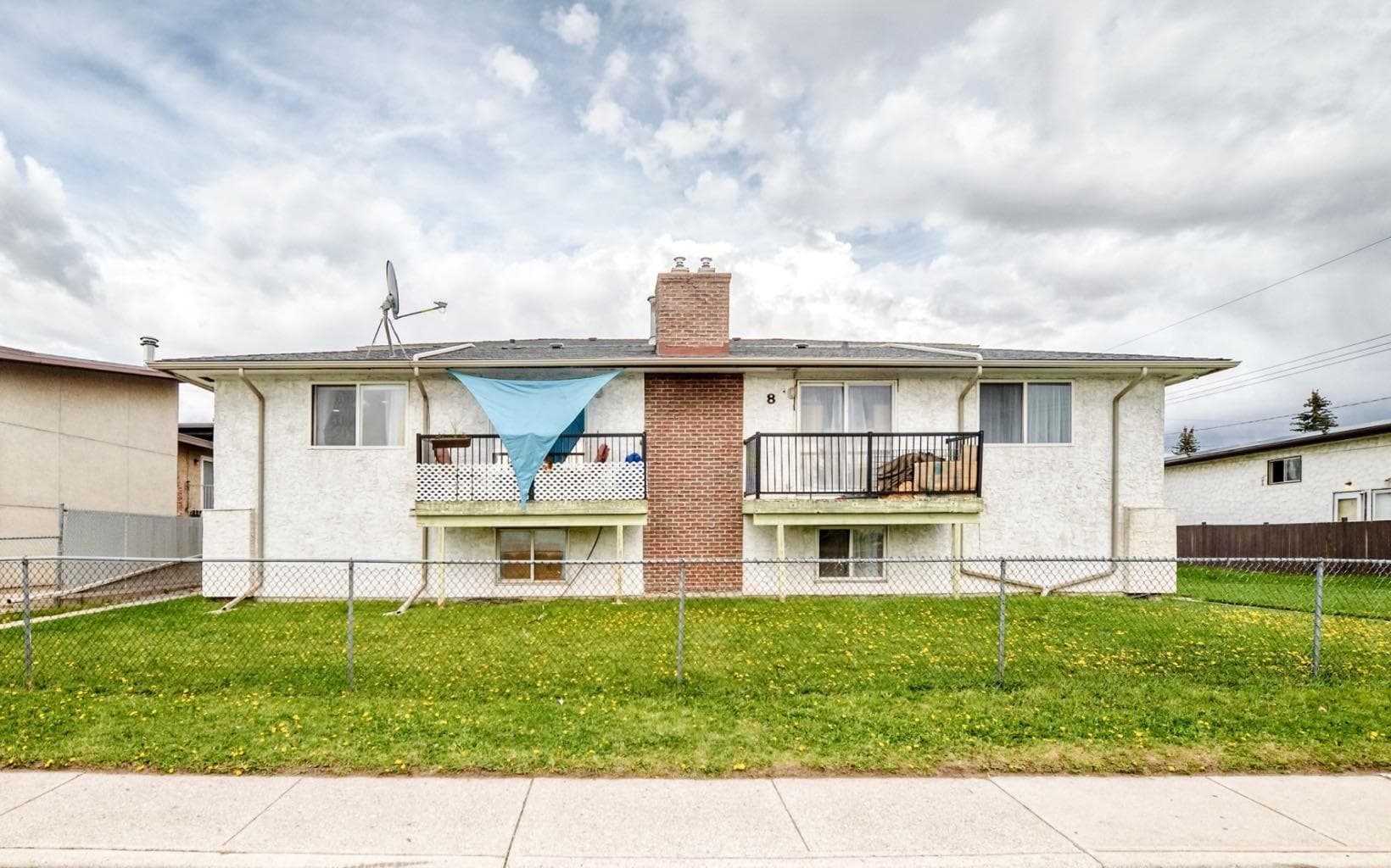 1-6, 8 Huntley Close NE