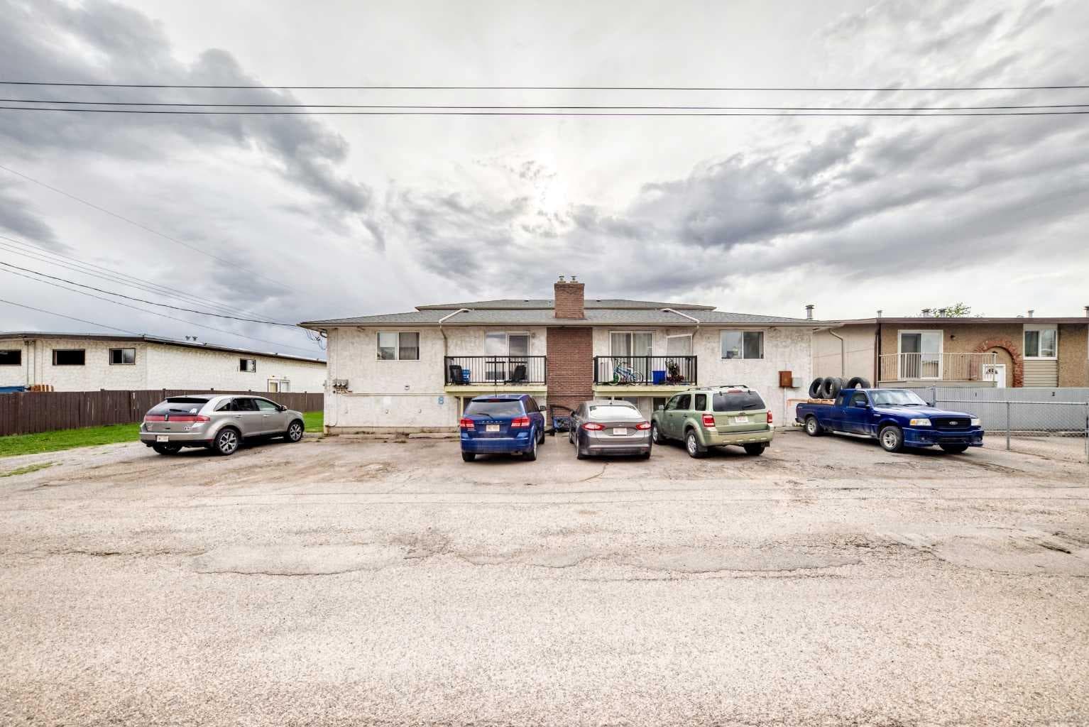 1-6, 8 Huntley Close NE