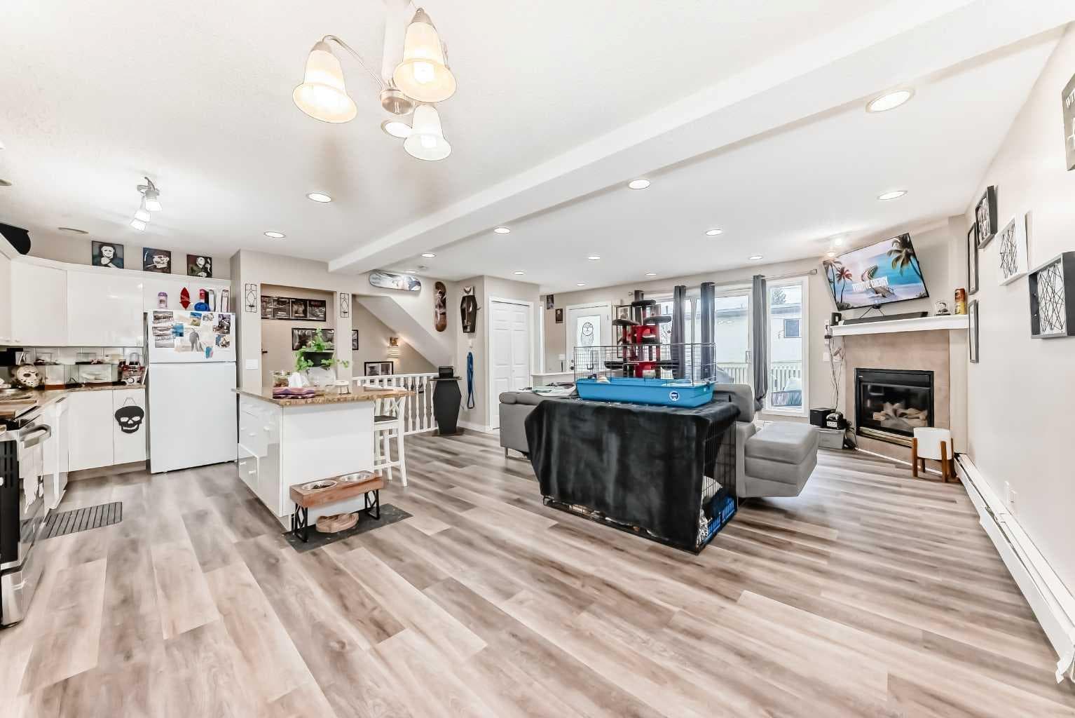 1-6, 8 Huntley Close NE