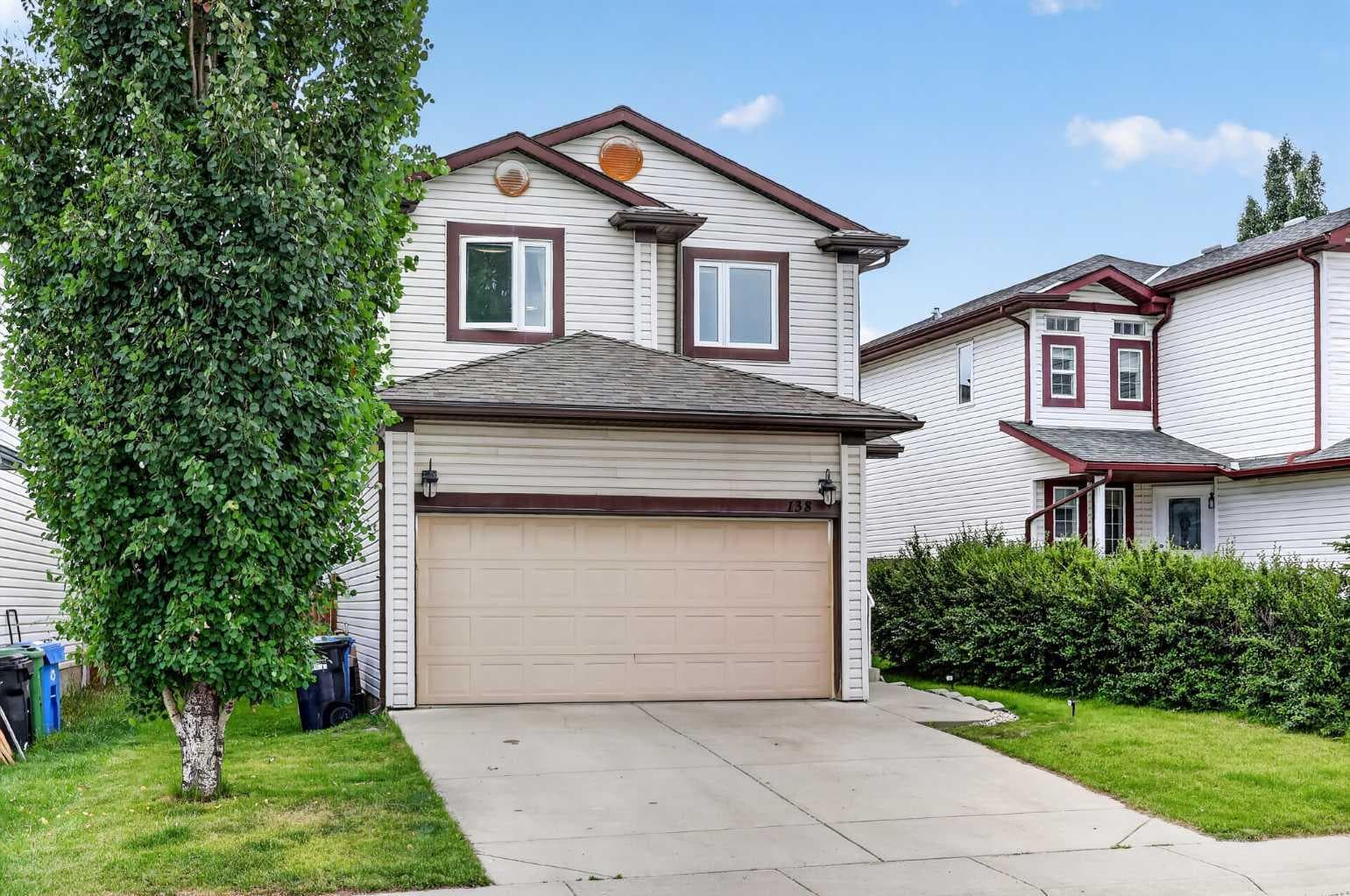138 Tuscarora Way NW