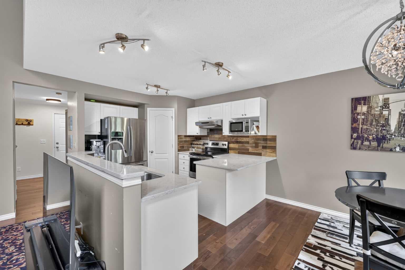 138 Tuscarora Way NW