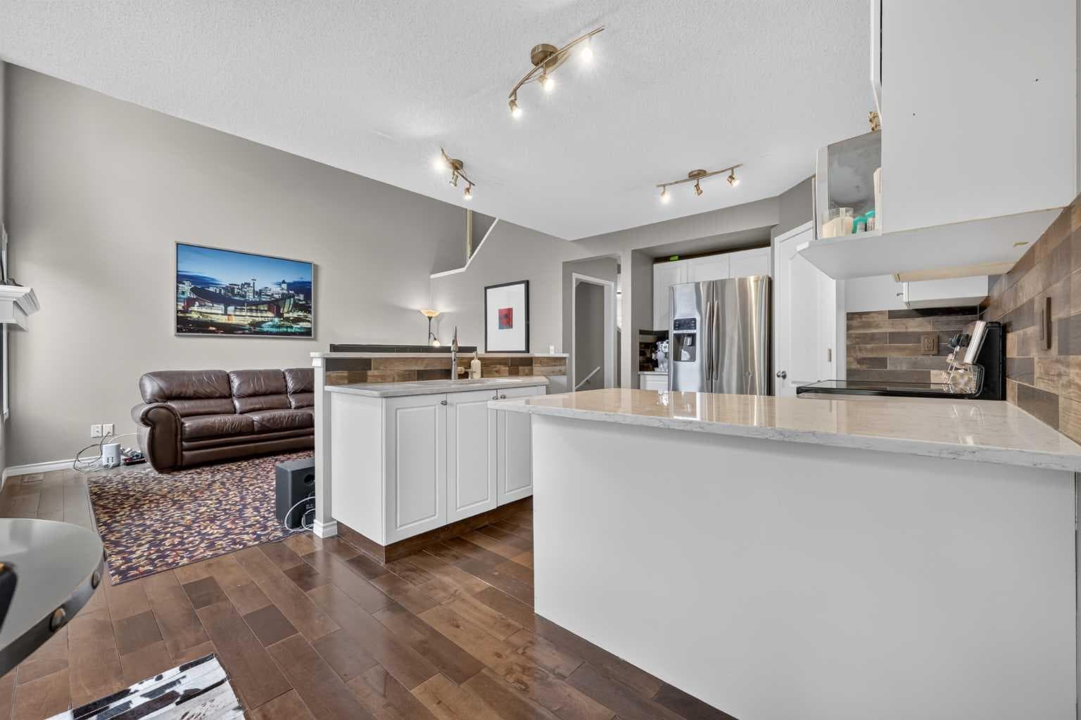 138 Tuscarora Way NW