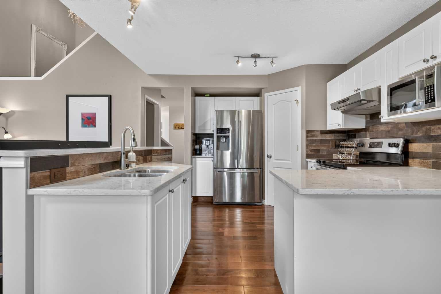 138 Tuscarora Way NW
