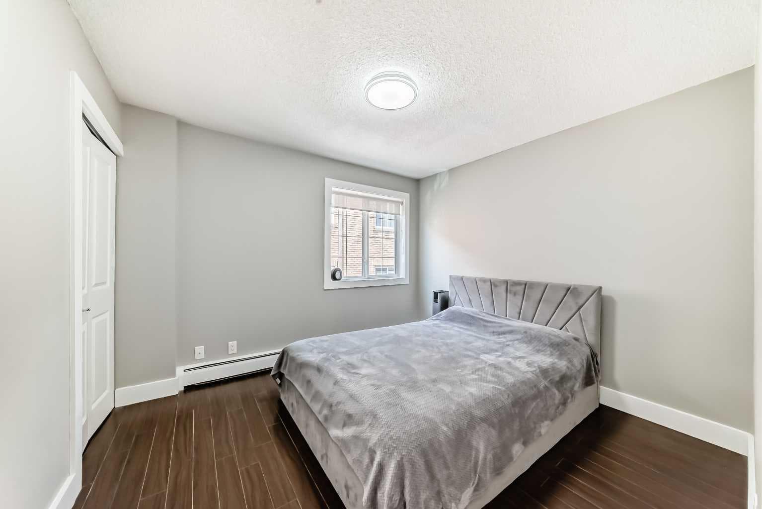 401, 501 57 Avenue SW