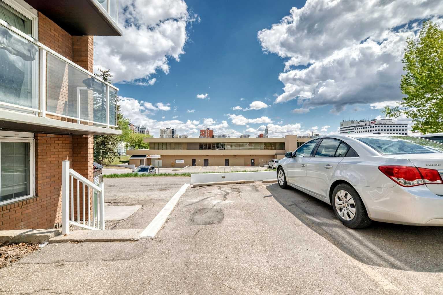401, 501 57 Avenue SW