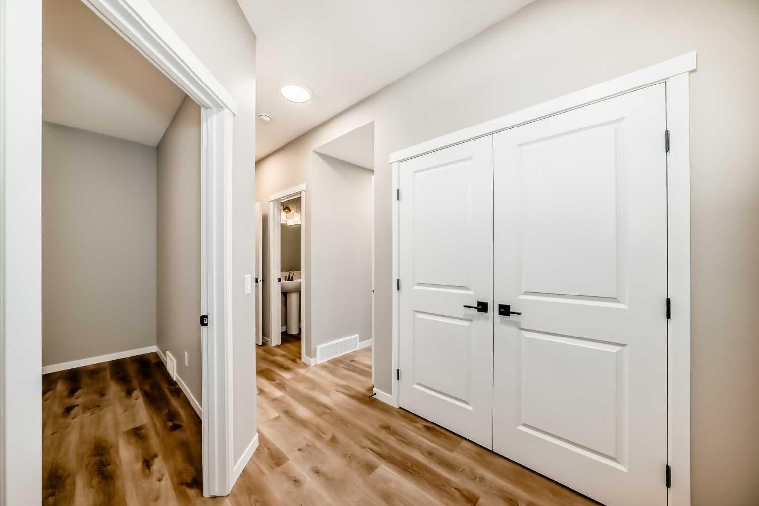 103 Mercado Crescent SE