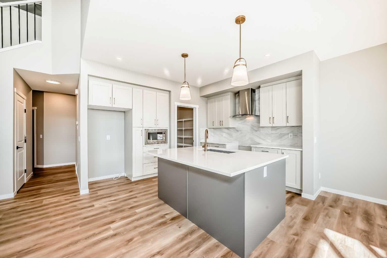 103 Mercado Crescent SE