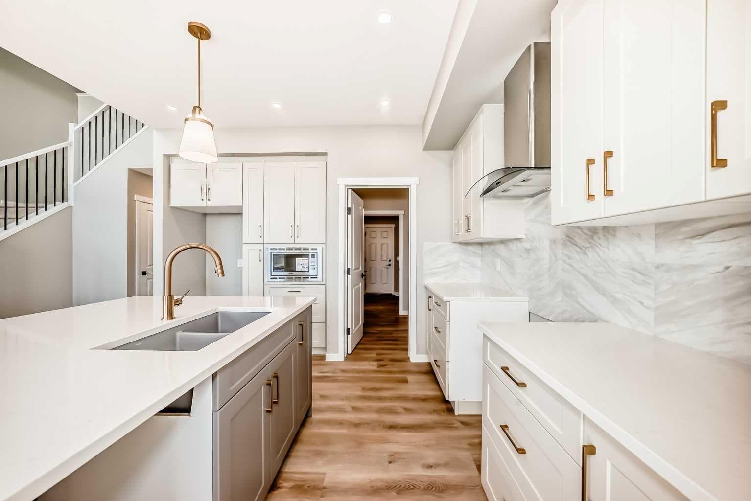 103 Mercado Crescent SE