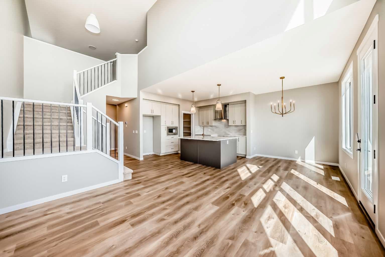 103 Mercado Crescent SE