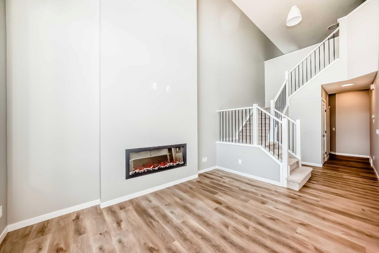 103 Mercado Crescent SE