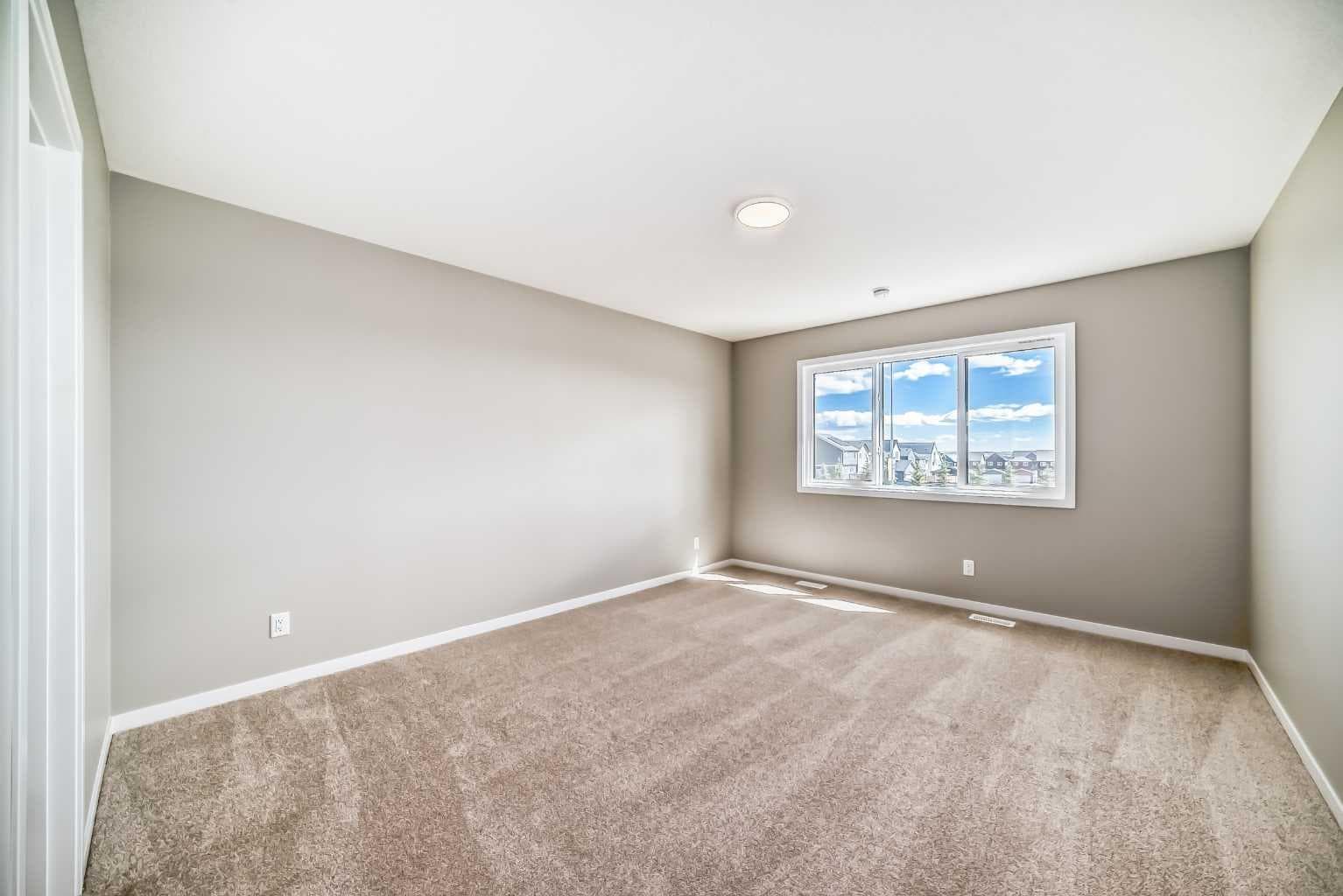 103 Mercado Crescent SE