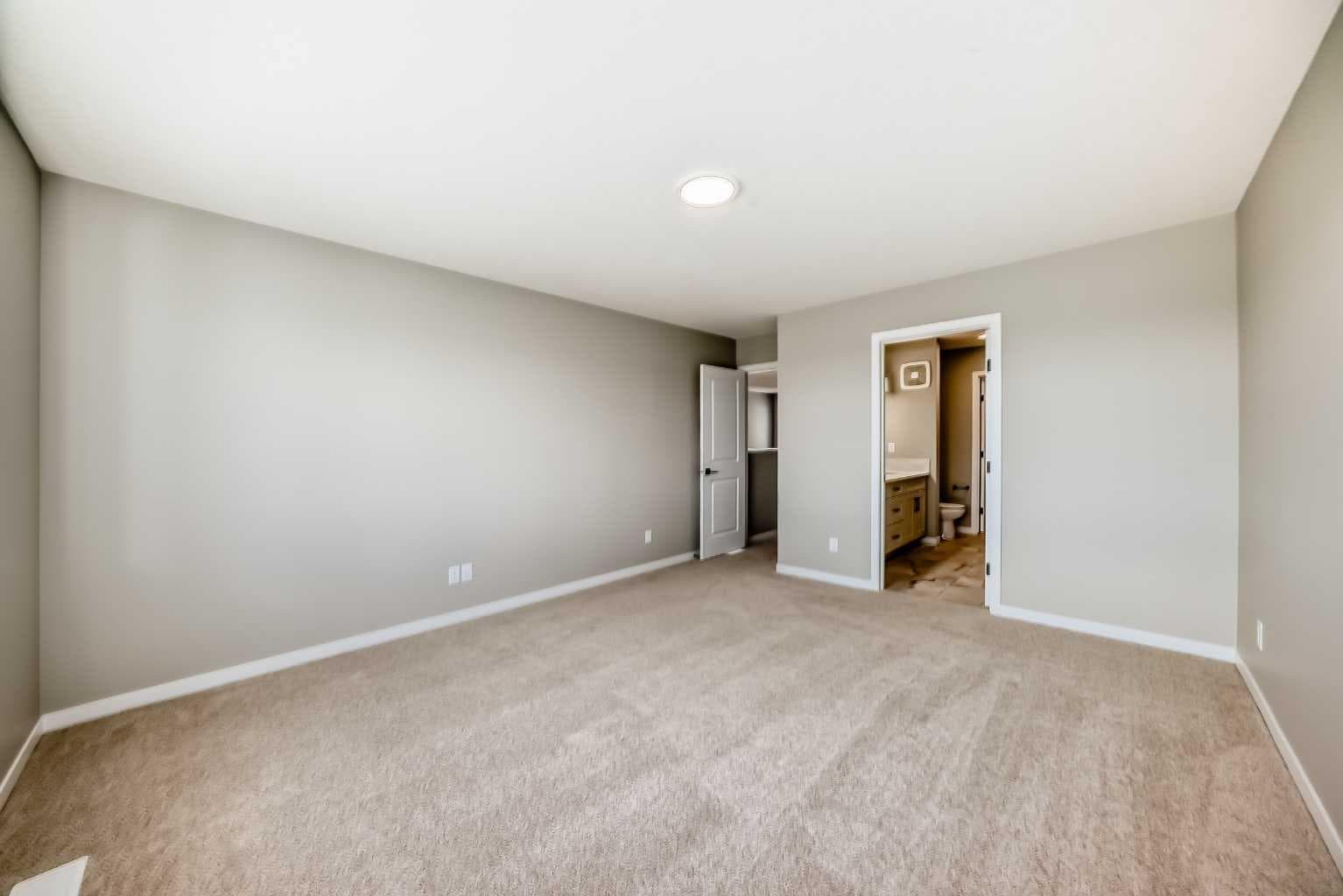 103 Mercado Crescent SE