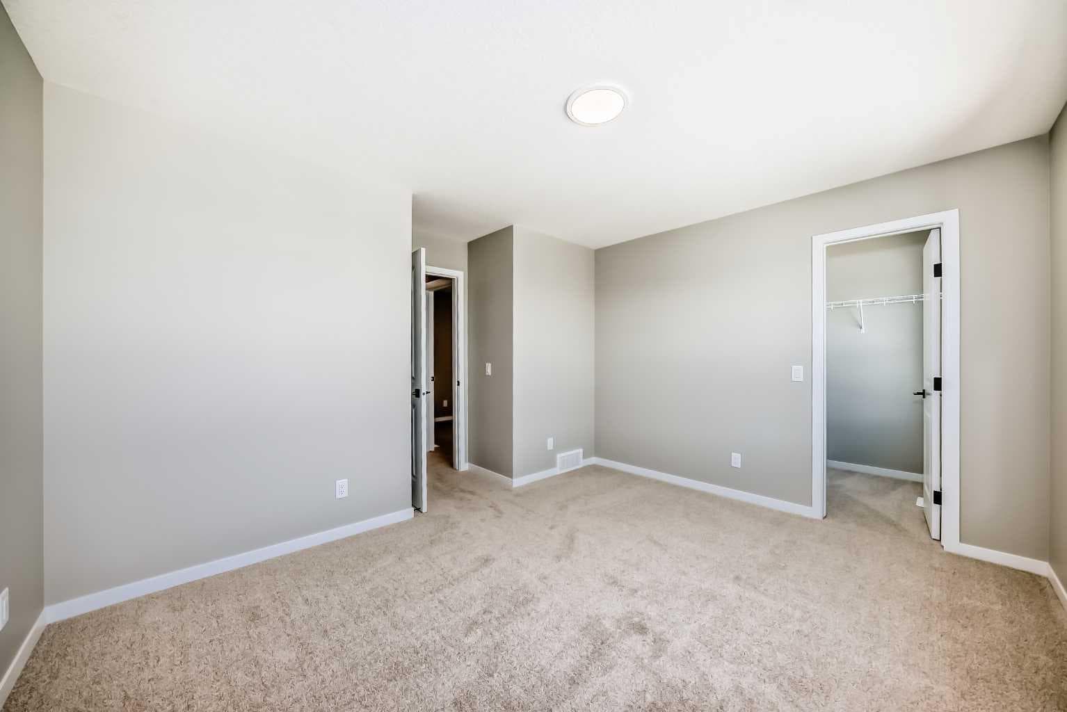 103 Mercado Crescent SE