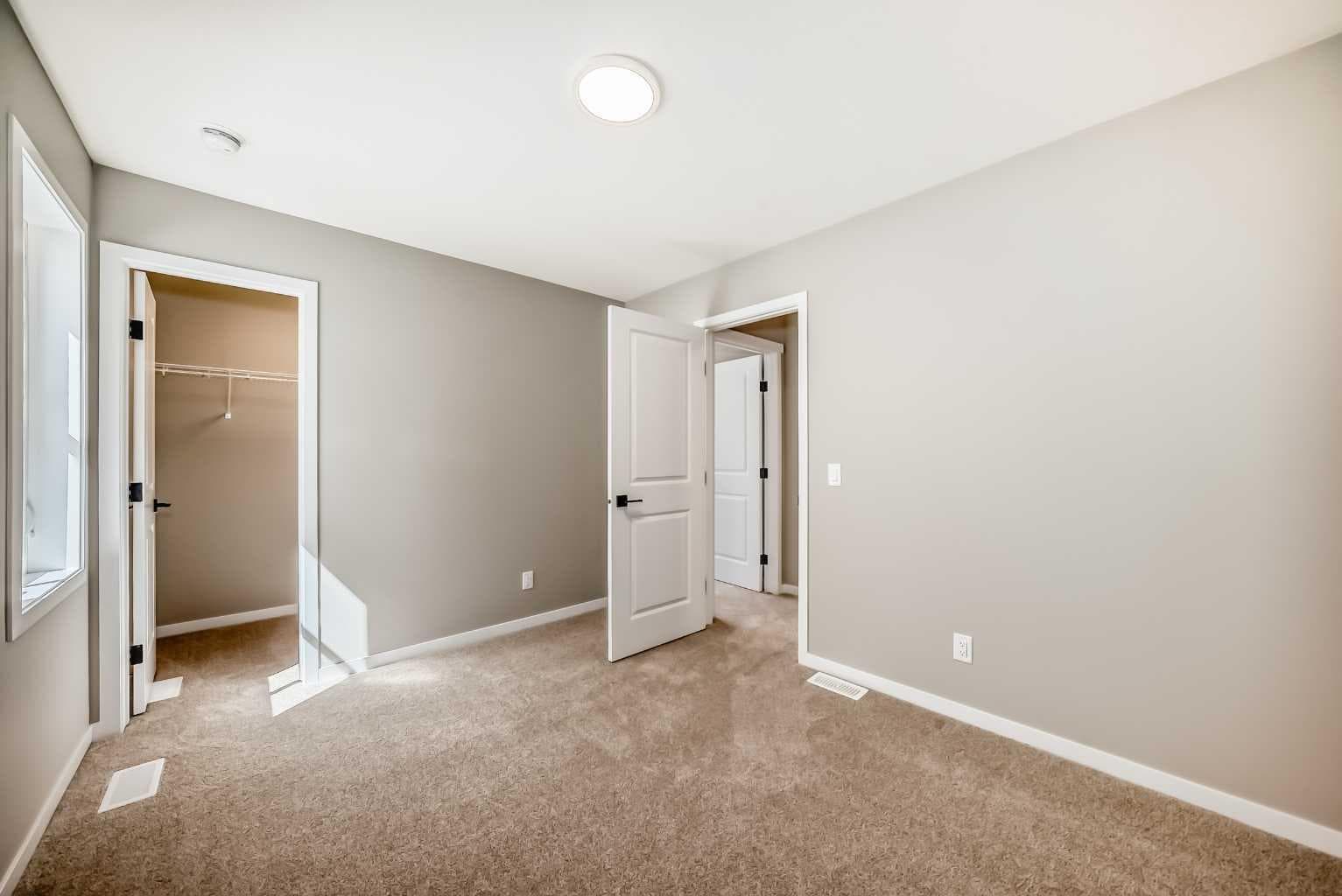 103 Mercado Crescent SE