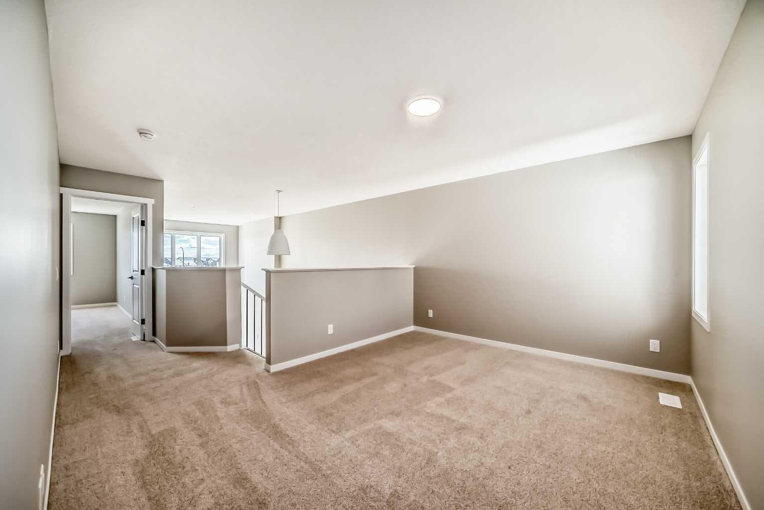 103 Mercado Crescent SE
