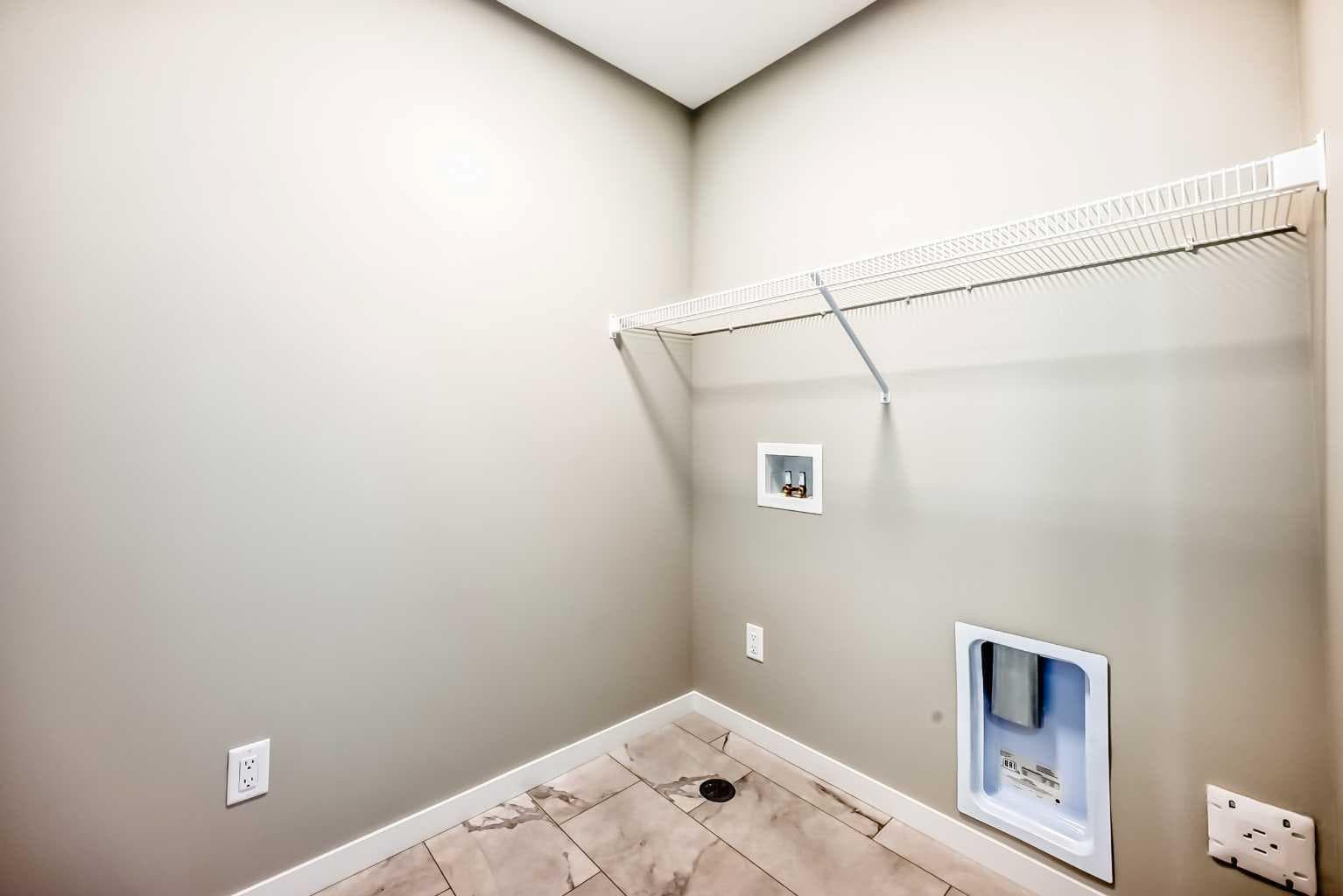 103 Mercado Crescent SE