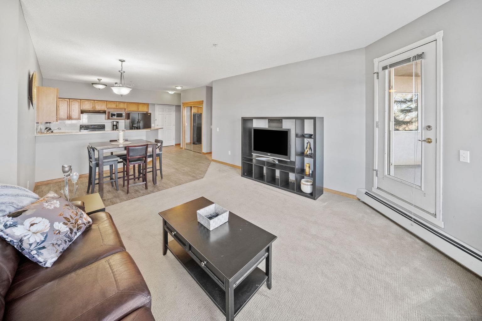 207, 200 Lincoln Way SW