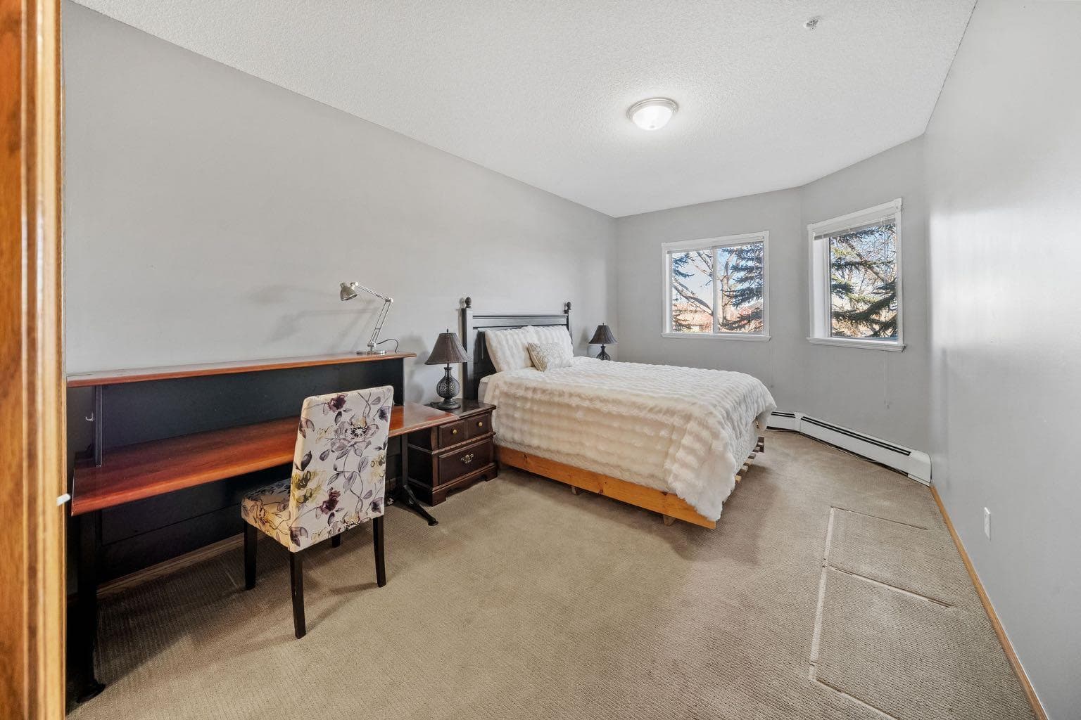 207, 200 Lincoln Way SW