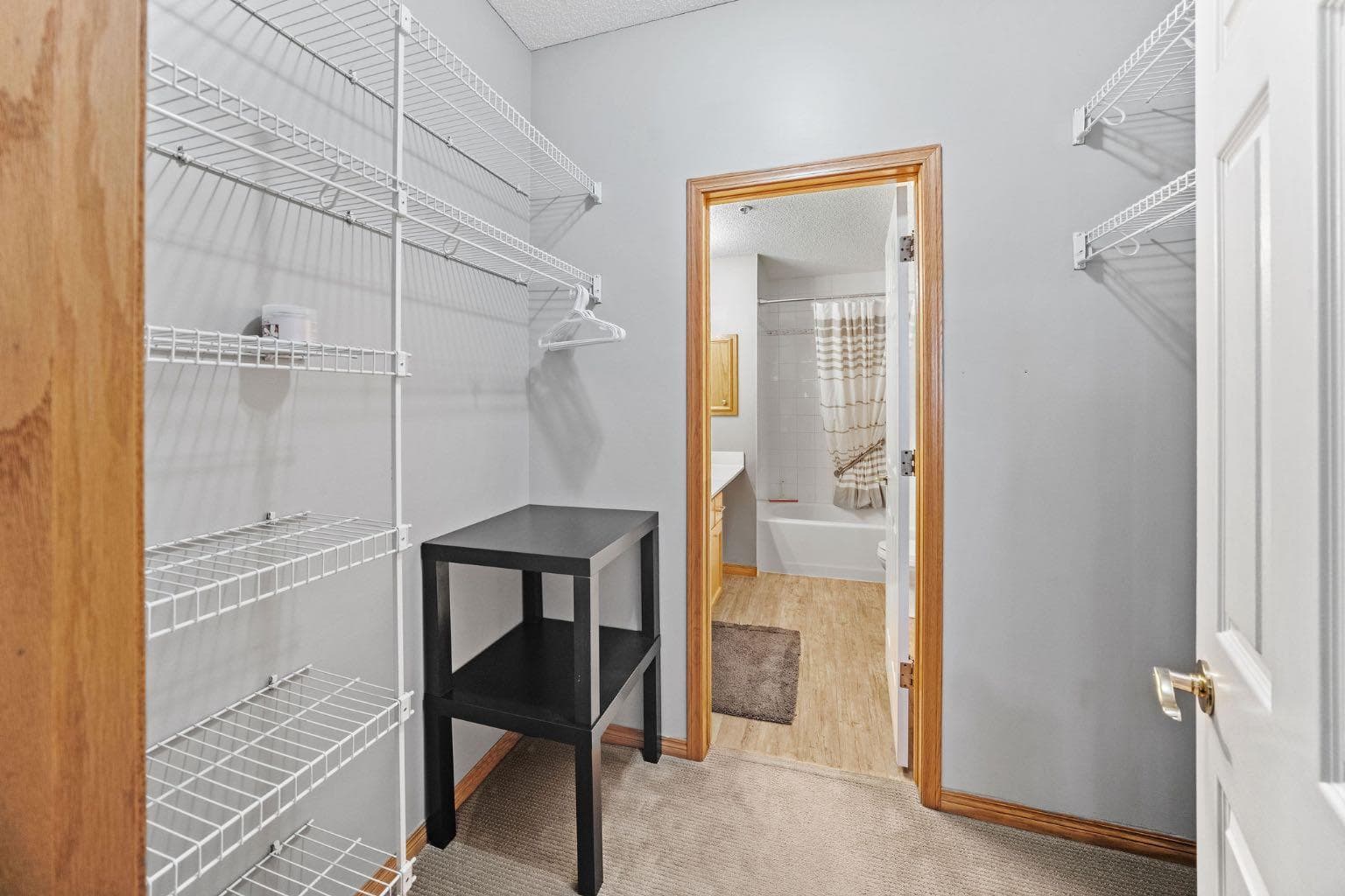 207, 200 Lincoln Way SW
