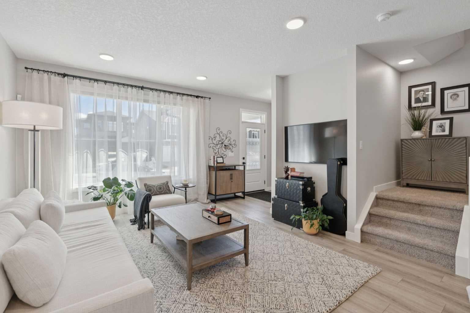 40 Emberside Grove 