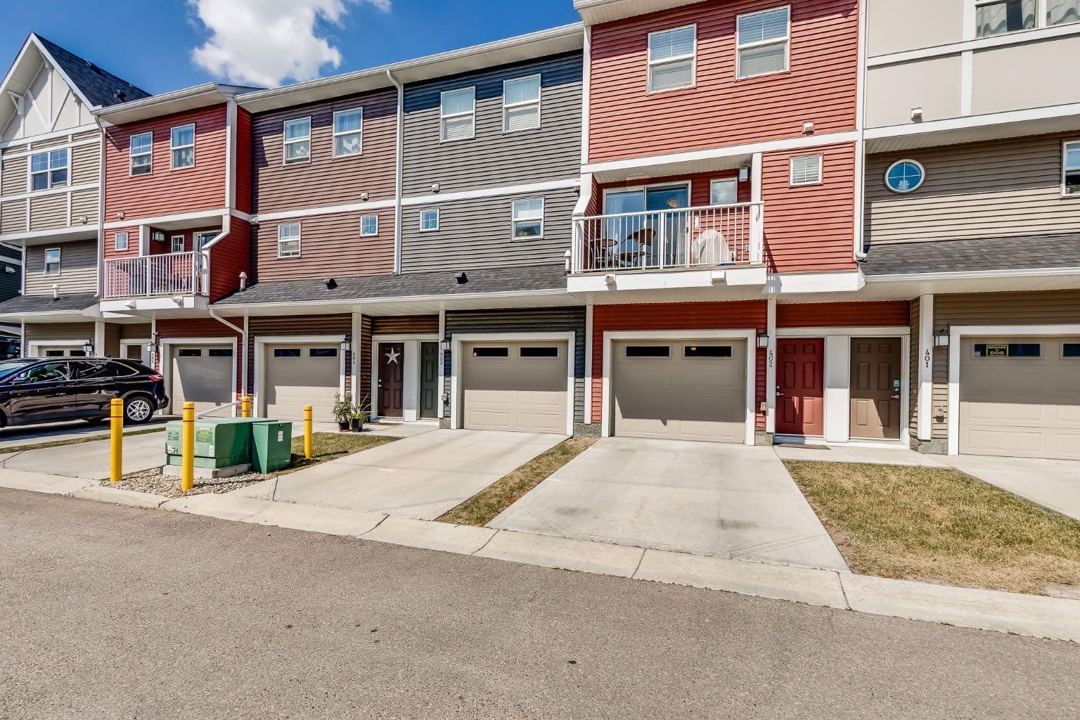 402, 1225 Kings Heights Way SE