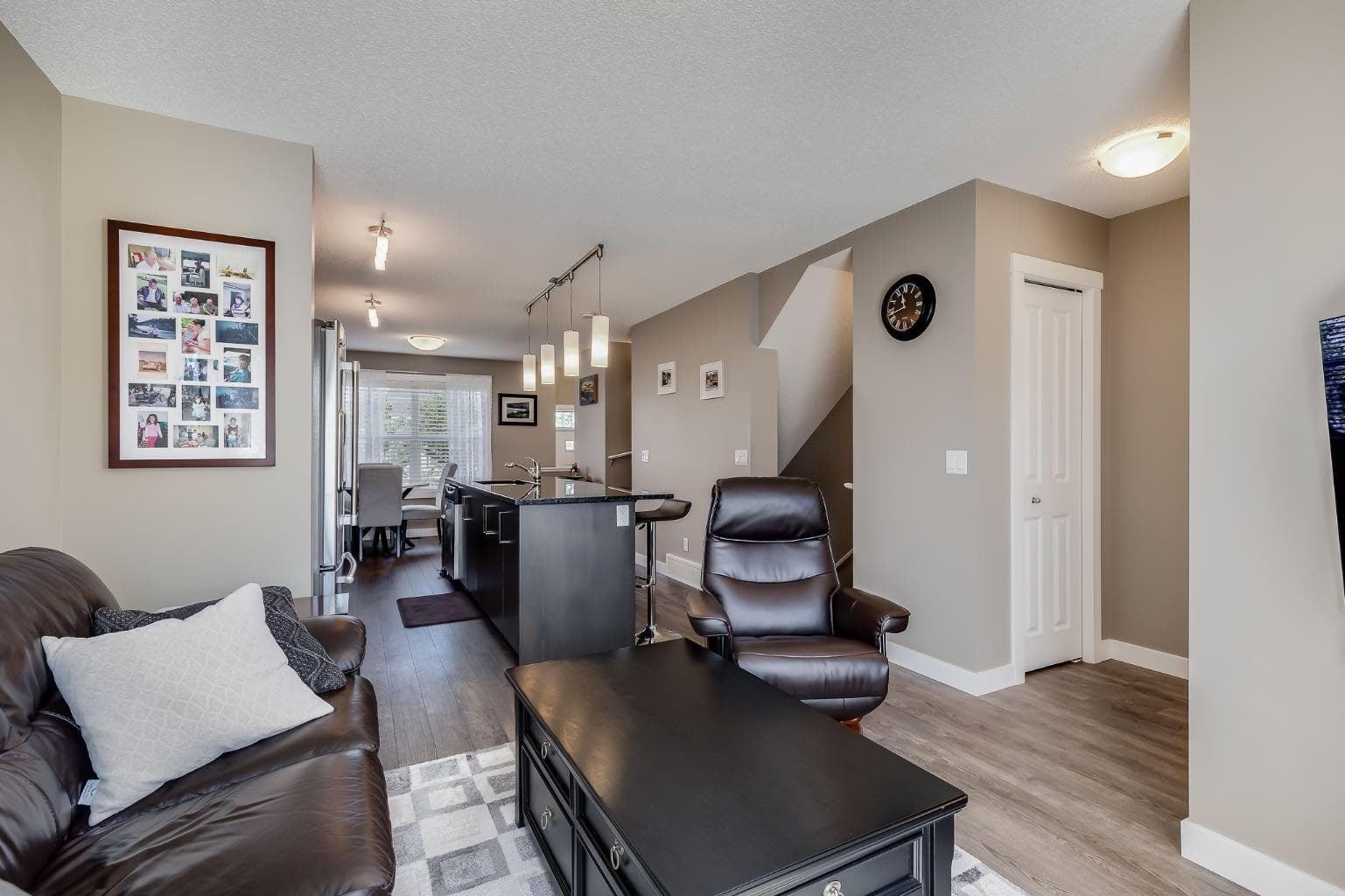 402, 1225 Kings Heights Way SE