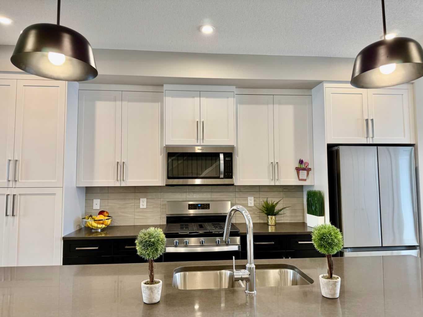 399 Sora Boulevard SE