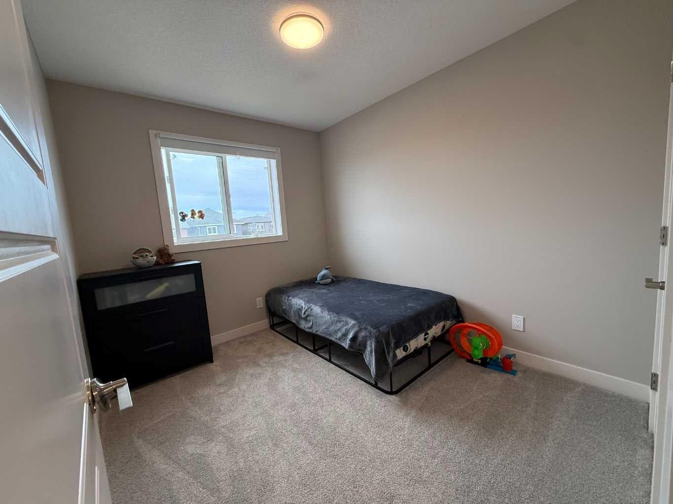 399 Sora Boulevard SE