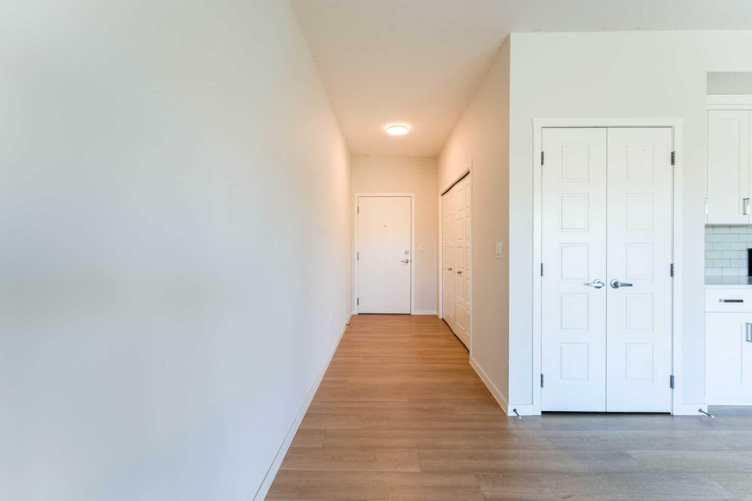 2410, 42 Cranbrook Gardens SE