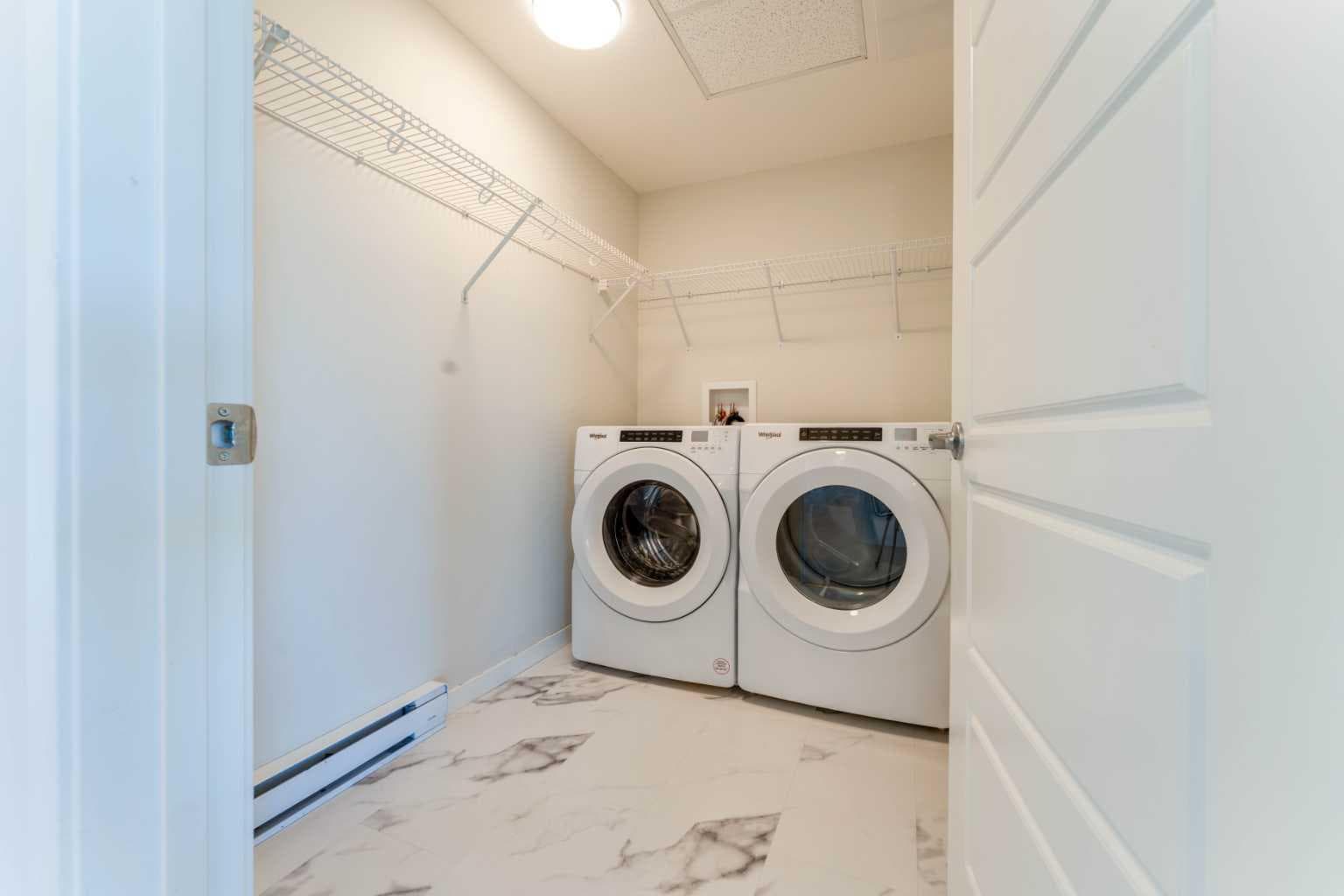 2410, 42 Cranbrook Gardens SE