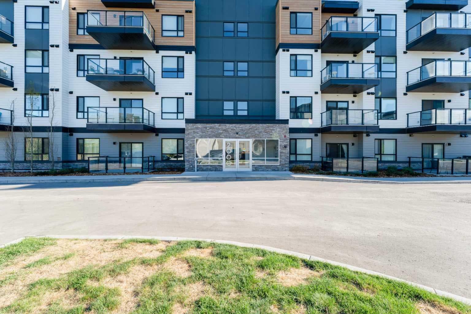 2410, 42 Cranbrook Gardens SE