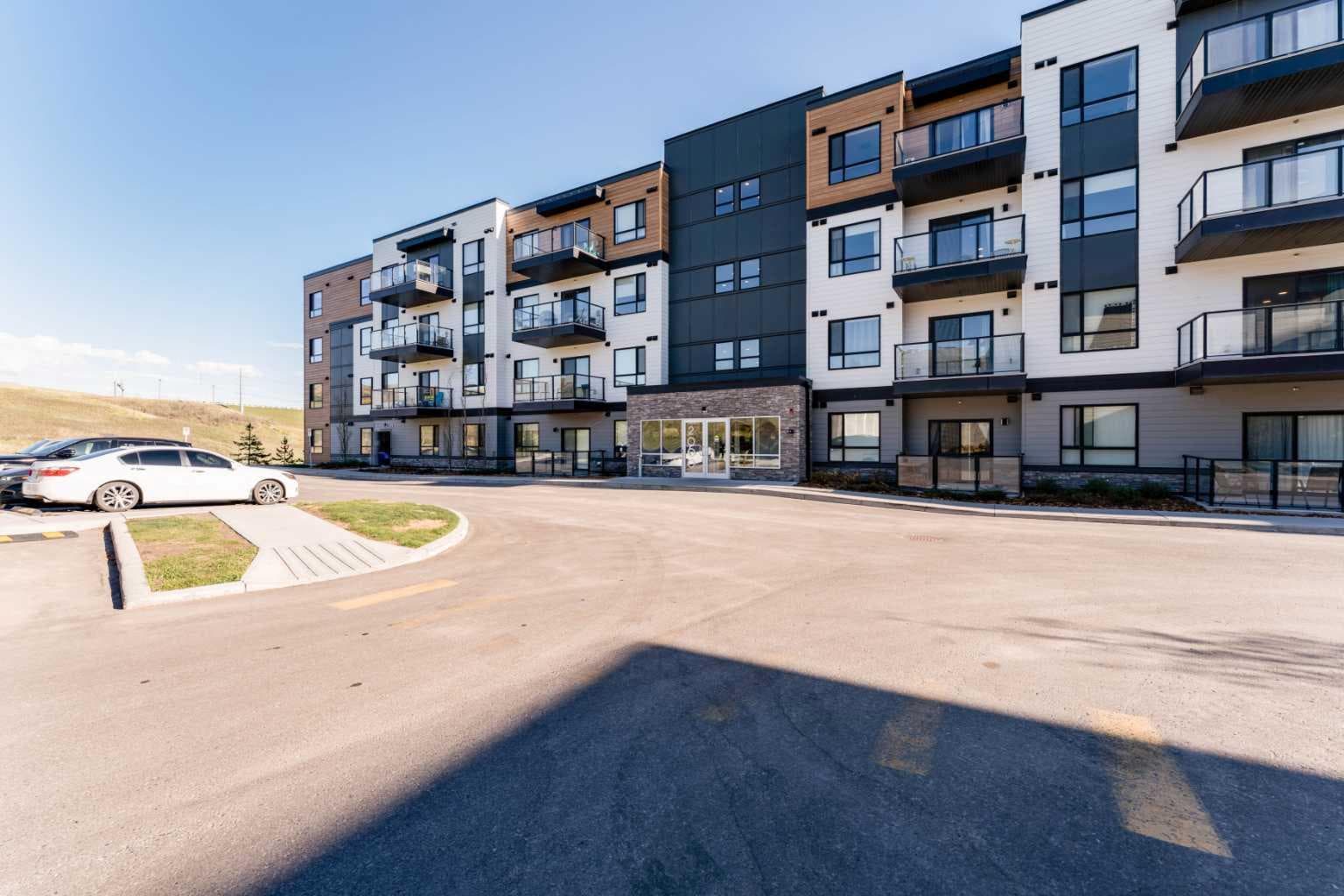 2410, 42 Cranbrook Gardens SE