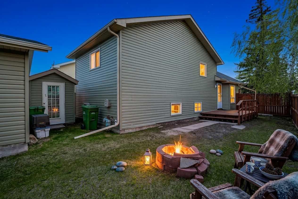 18 Martinview Crescent NE