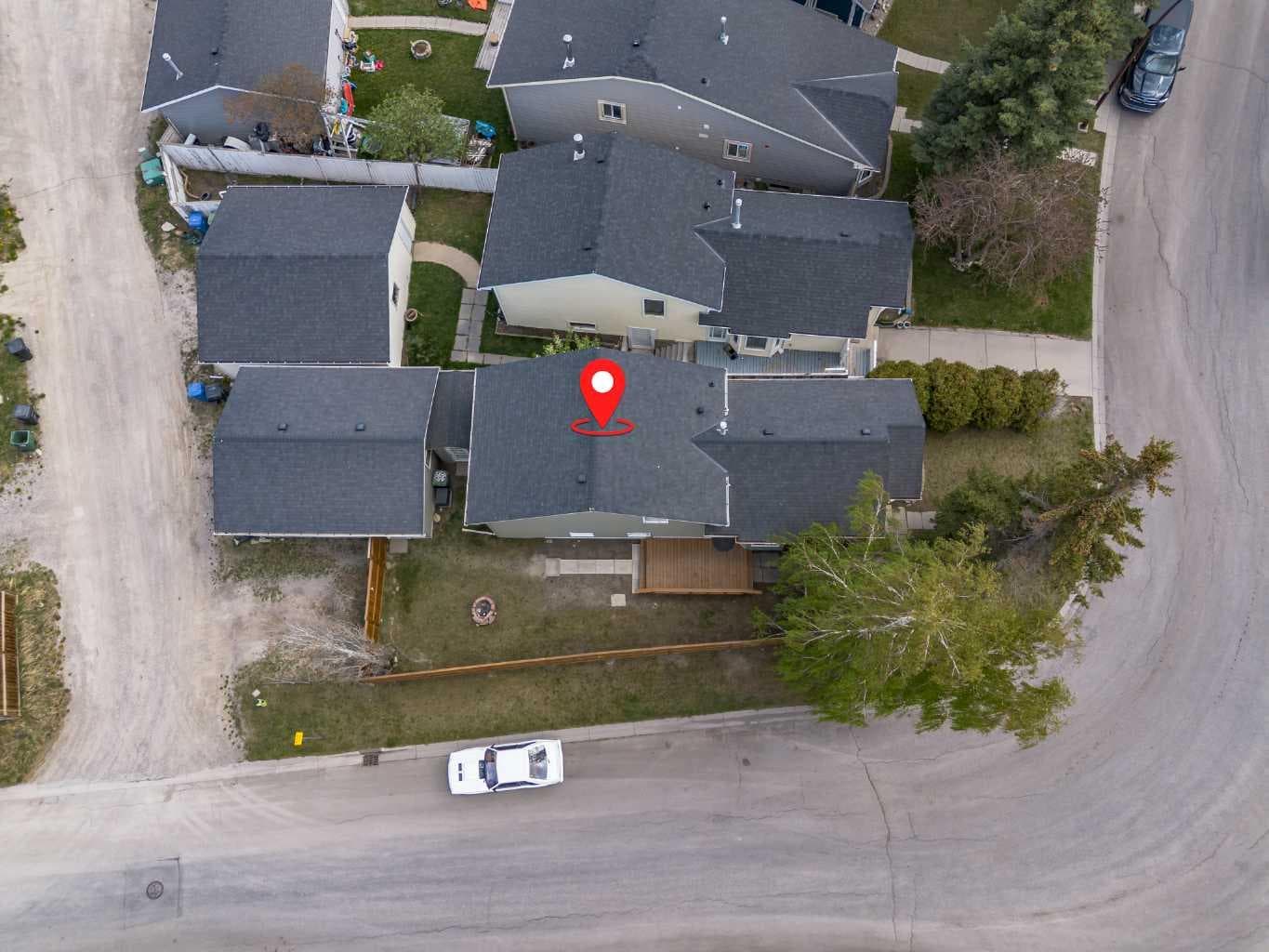 18 Martinview Crescent NE