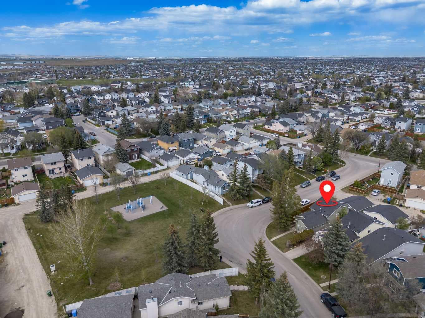 18 Martinview Crescent NE