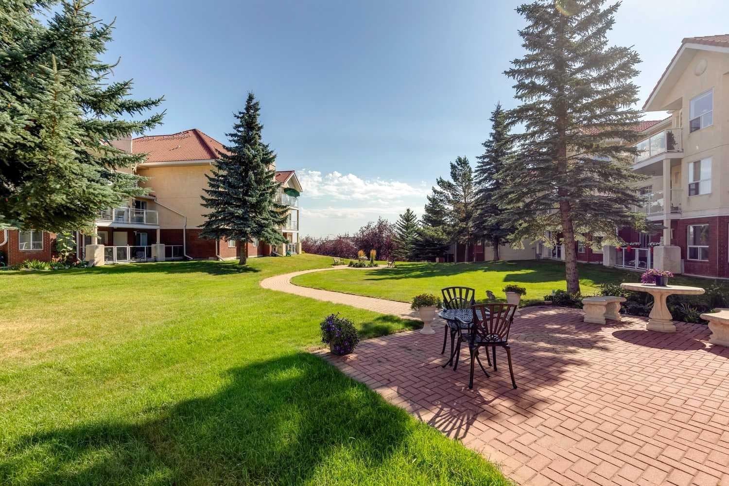 1118, 1818 Simcoe Boulevard SW