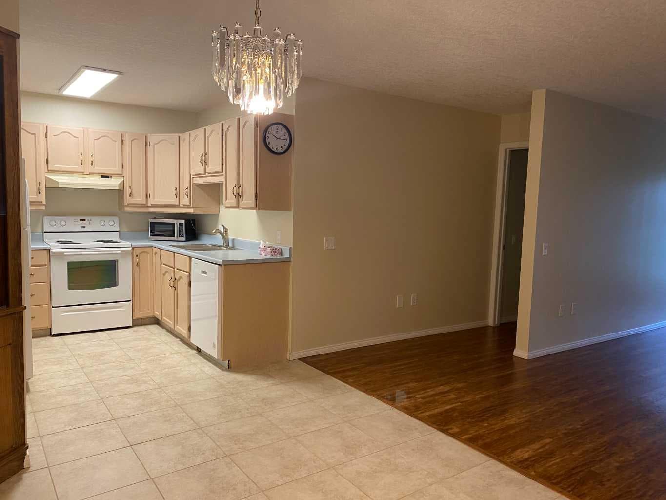 1118, 1818 Simcoe Boulevard SW