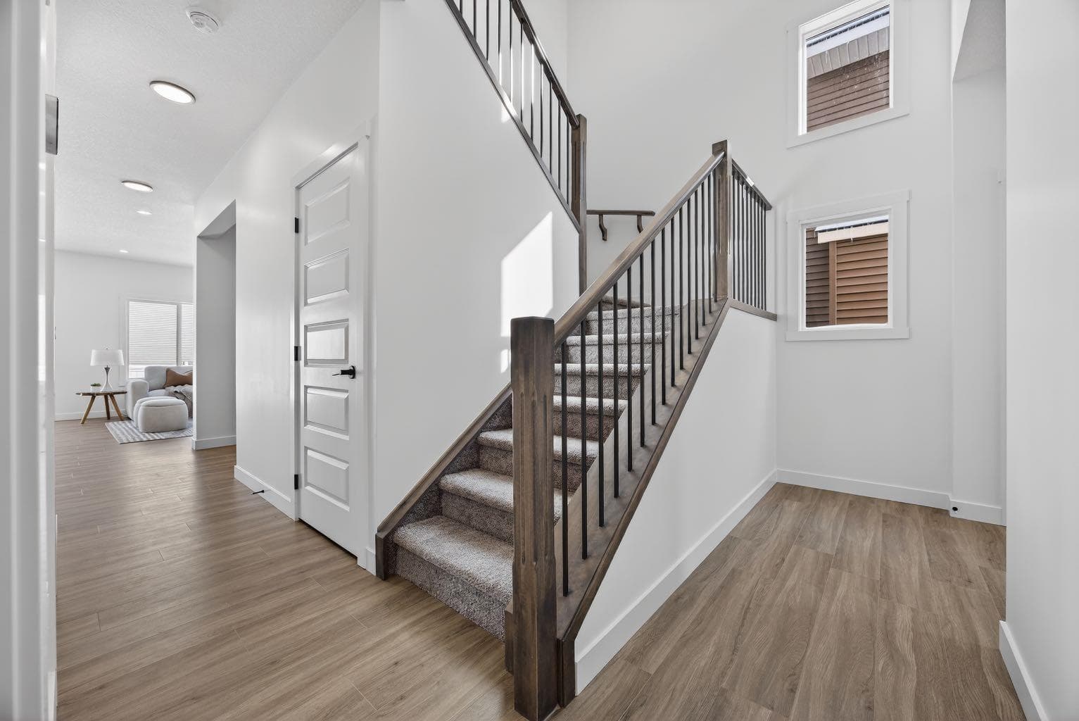 1090 Bayview Crescent 