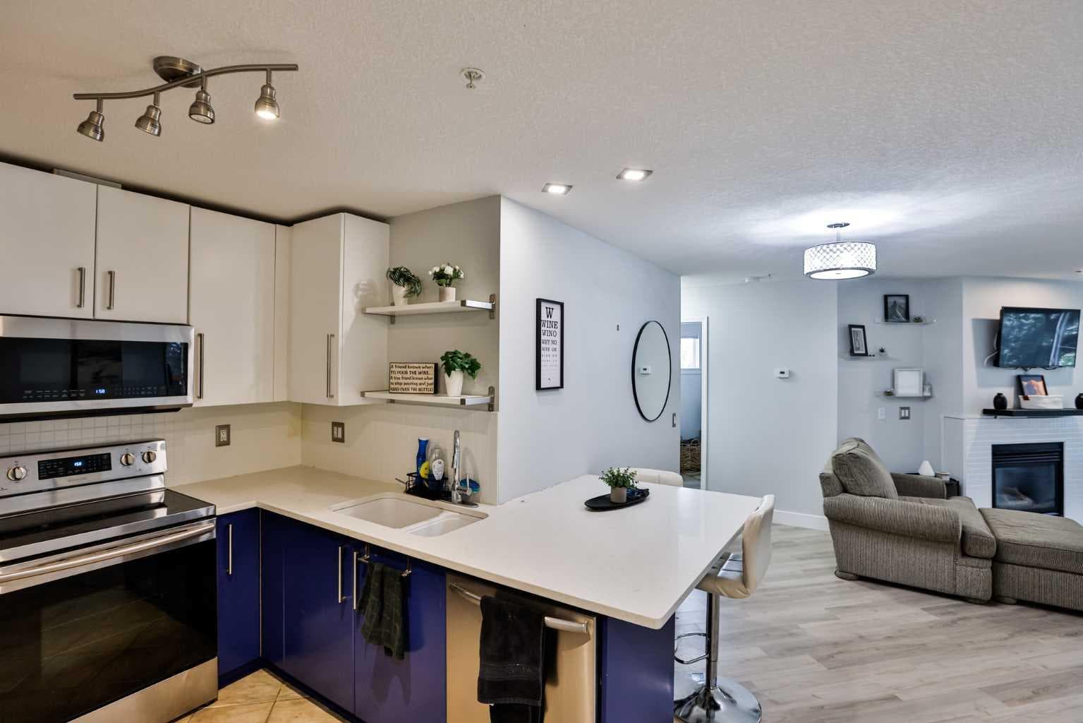 211, 5115 Richard Road SW