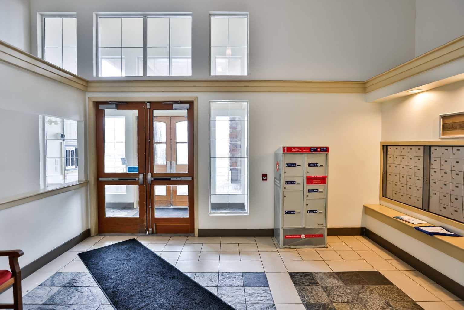 211, 5115 Richard Road SW