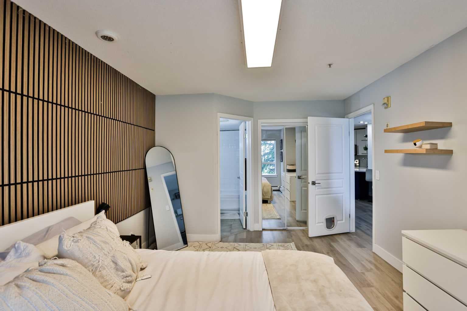 211, 5115 Richard Road SW