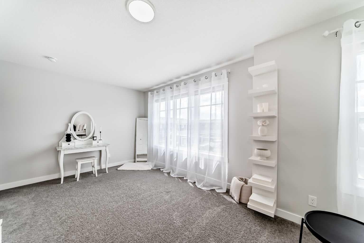 748 Midtown Drive SW