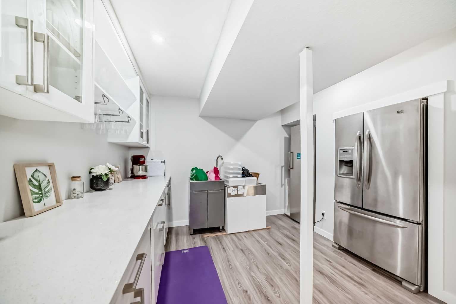 748 Midtown Drive SW
