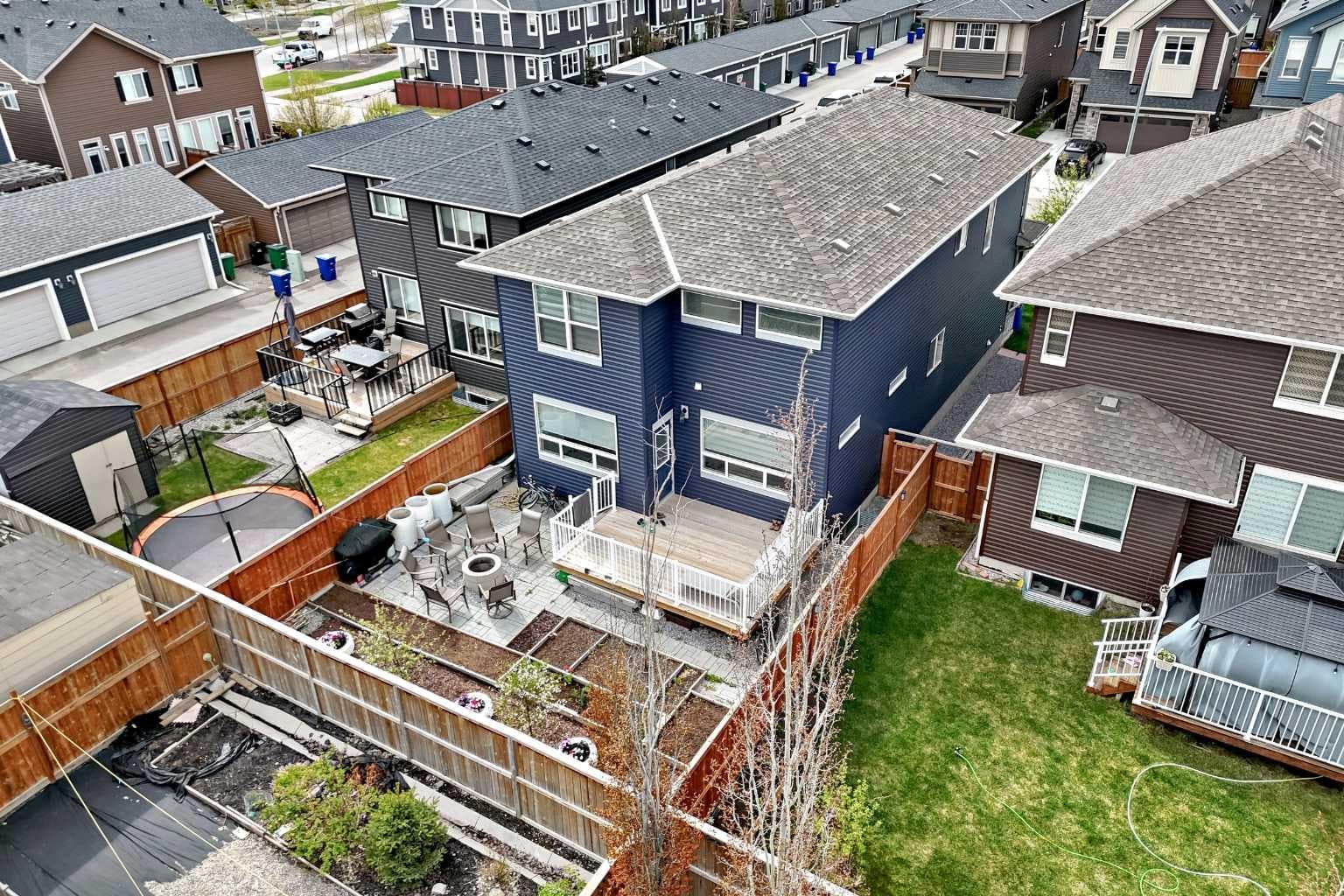 748 Midtown Drive SW