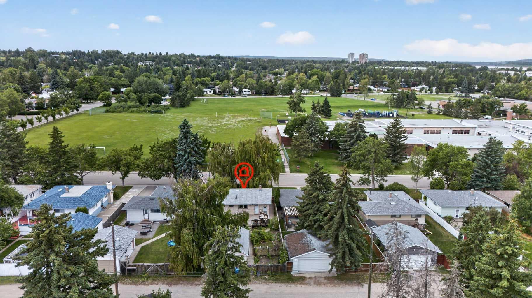 39 Hillgrove Crescent SW