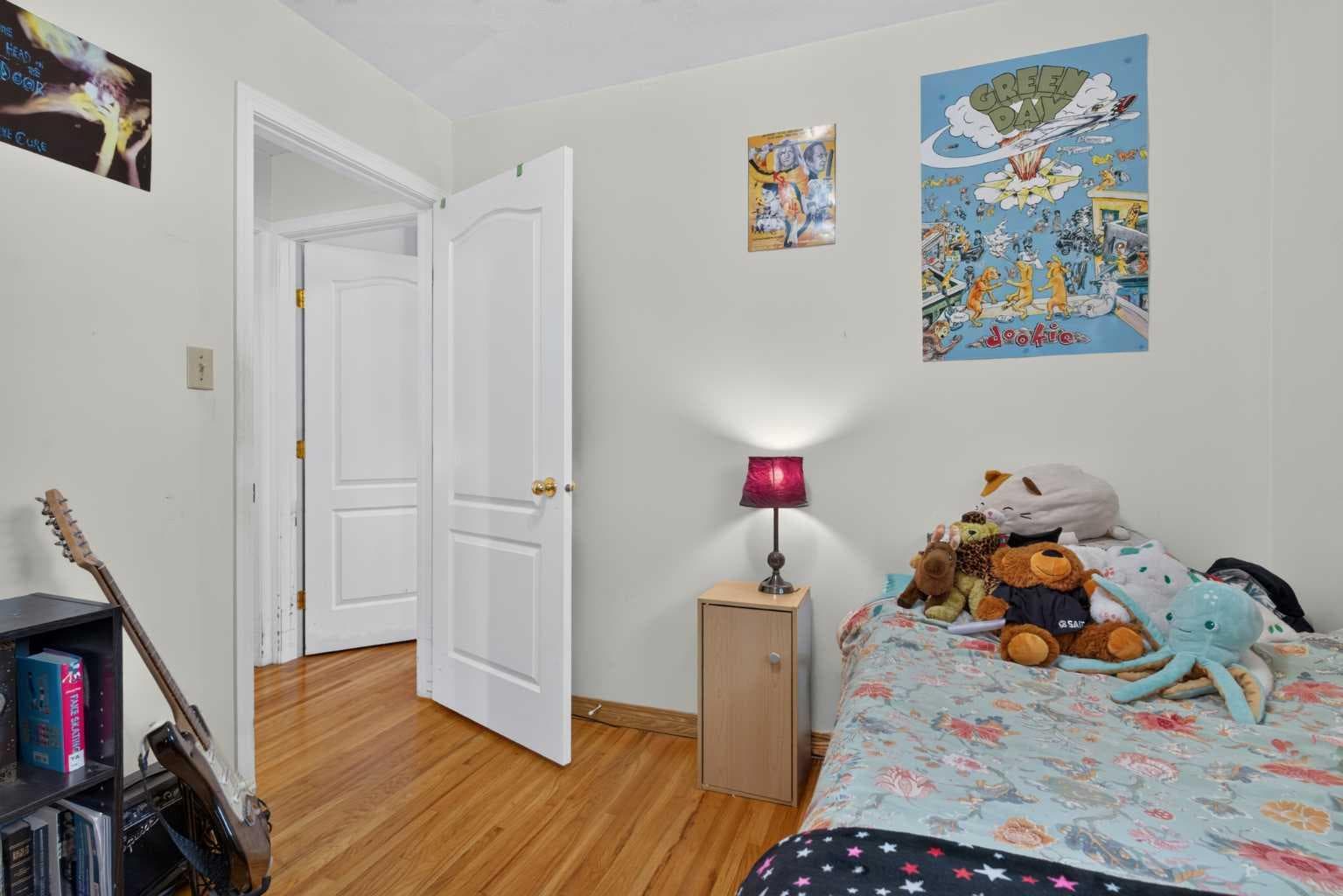 39 Hillgrove Crescent SW