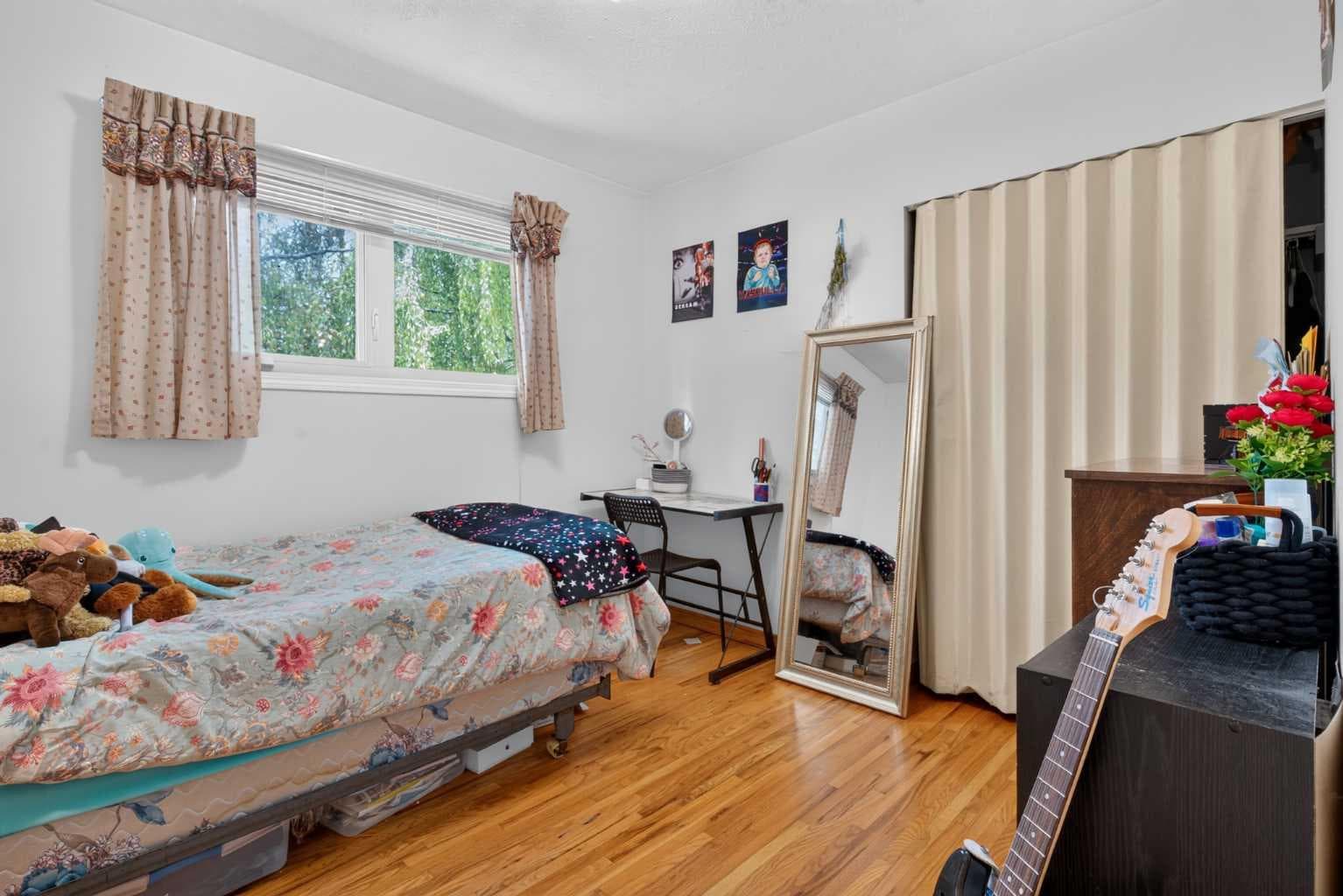 39 Hillgrove Crescent SW
