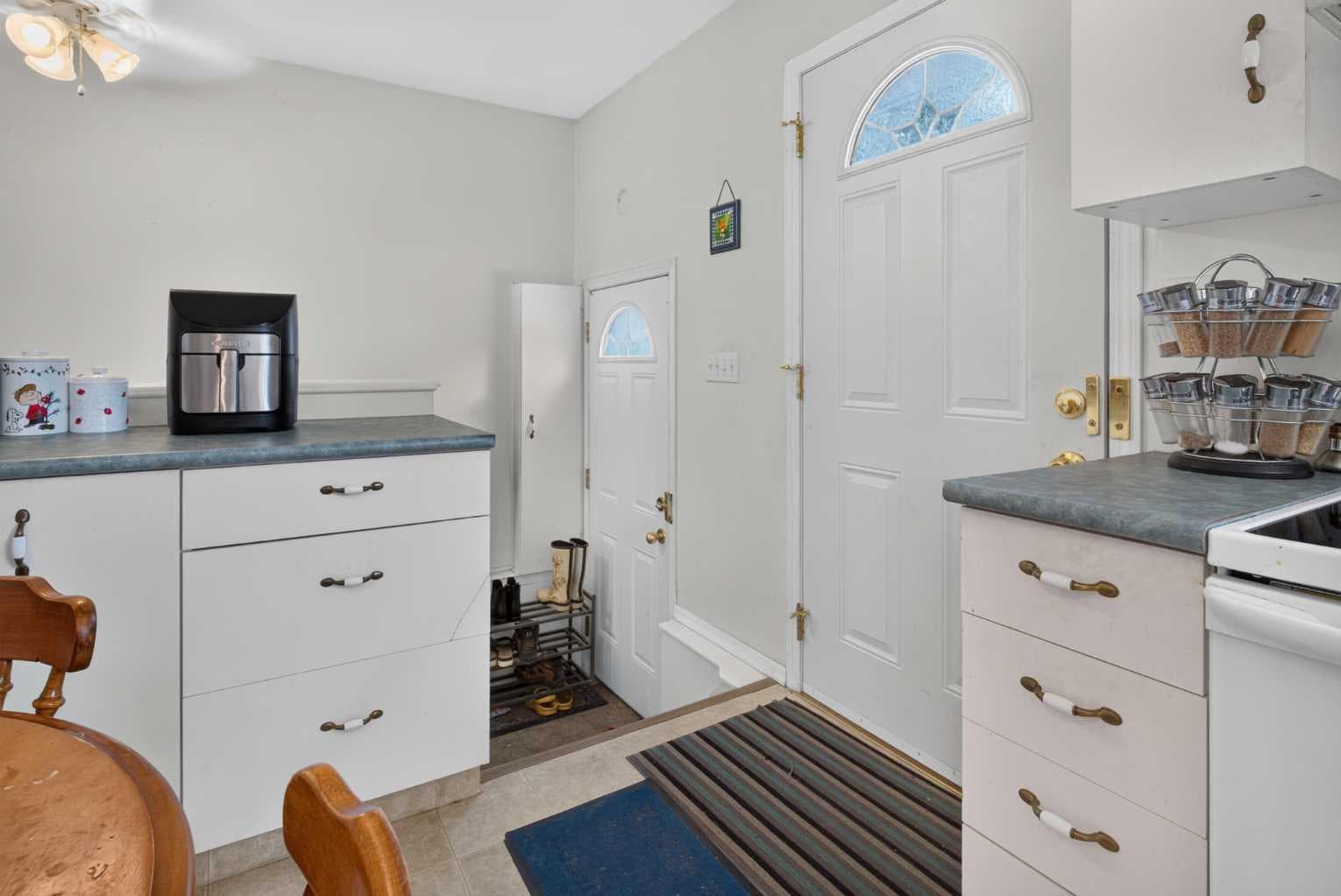 39 Hillgrove Crescent SW
